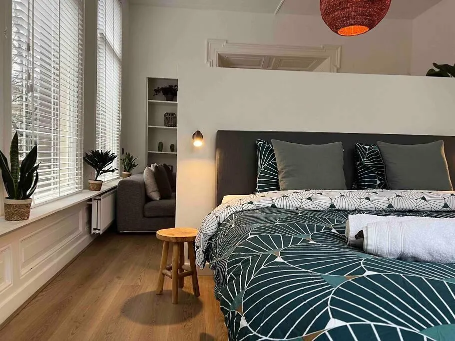 Vondelpark Luxury Apartment Amsterdam